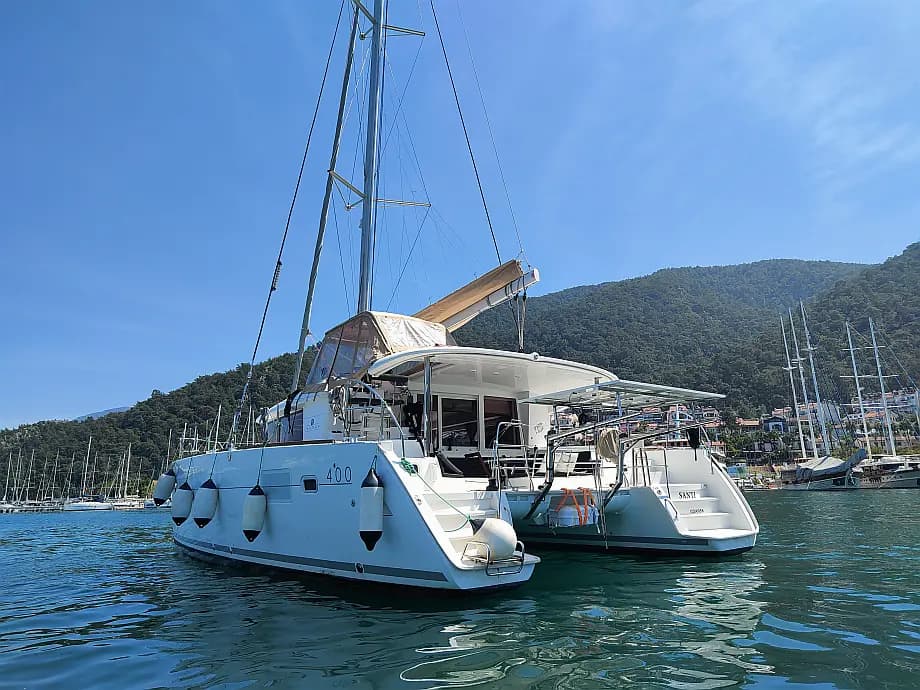 Lagoon 400 in Fethiye Sailing Pier - image 1