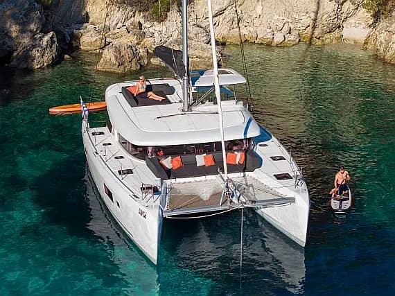 Lagoon 42 in Lefkada / Port of Lefkas - image 1