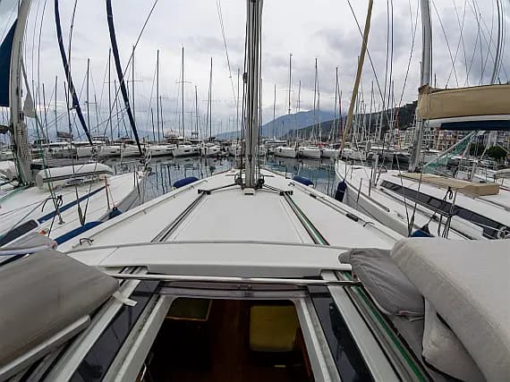 Oceanis 41 in Fethiye / Ece Marina - image 1