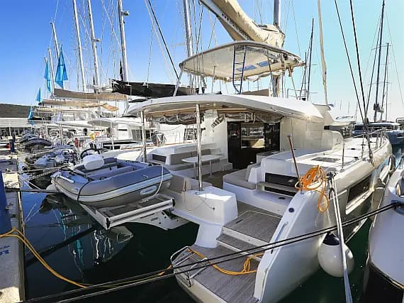 Lagoon 50 in Sukošan / D-Marin Dalmacija Marina - image 1