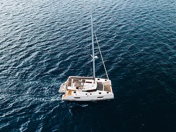 Isla 40 in Lavrion / Olympic Marina - image 1