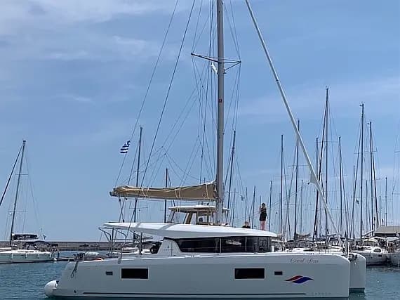 Lagoon 42 in Lavrion Main Port - image 1