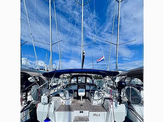 Bavaria C38 in Novi Vinodolski / Marina Novi - image 1