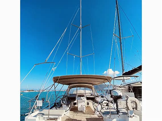 Oceanis 51.1 in Lefkada / D-Marin Marina Lefkas - image 1