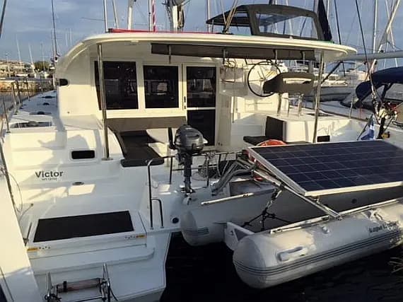Lagoon 40 in Athens / Alimos Marina - image 1