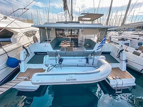 Lucia 40 in Pula / Marina Polesana - image 1