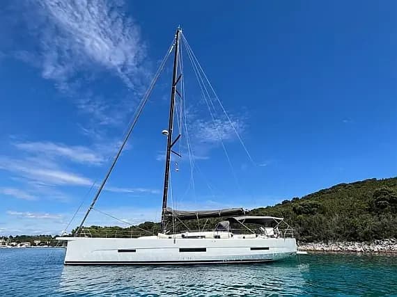 Dufour 56 Exclusive in Šibenik / D-Marin Marina Mandalina - image 1
