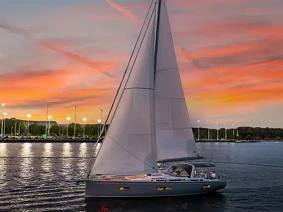 First 44 in Lavrion / Olympic Marina - image 1