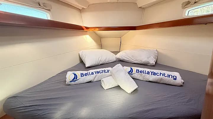Oceanis 40 in Fethiye / Yes Marina - image 1