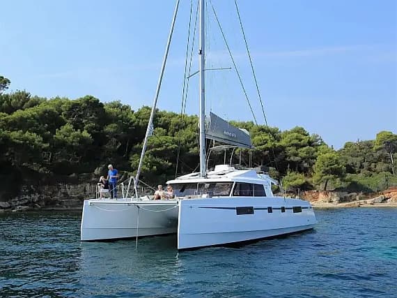 Nautitech 46 Fly in Athens / Alimos Marina - image 1