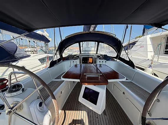 Oceanis 43 in Tenerife / Las Galletas / Marina del Sur - image 1