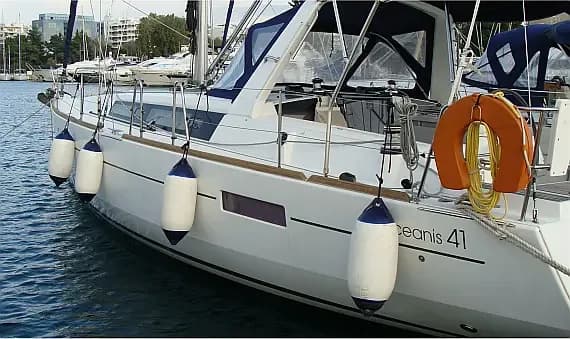 Oceanis 41 in Athens / Alimos Marina - image 1