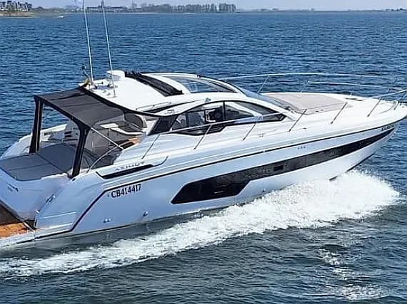 Azimut Atlantis 45 in Podstrana / Marina Lav - image 1