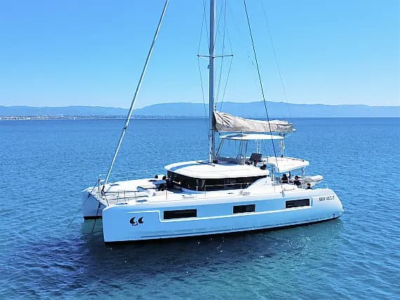 Lagoon 46 in Sardinia / Cagliari / Marina di Cagliari - image 1