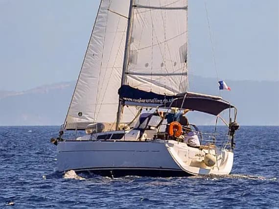 Sun Odyssey 33i in Kefalonia / Agia Effimia - image 1