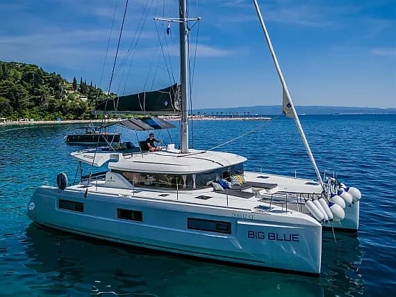 Lagoon 46 in Split / Port of Split / West Harbour - image 1