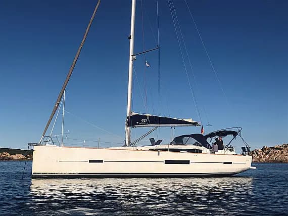 Dufour 500 Grand Large in San Vincenzo / Marina di San Vincenzo - image 1