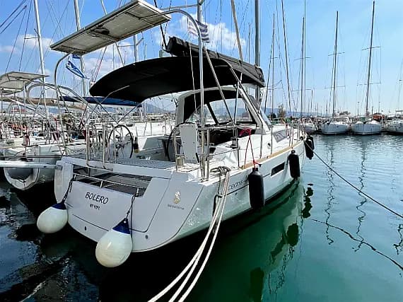 Oceanis 41 in Athens / Alimos Marina - image 1