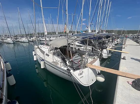 Bavaria Cruiser 34 in Sukošan / D-Marin Dalmacija Marina - image 1