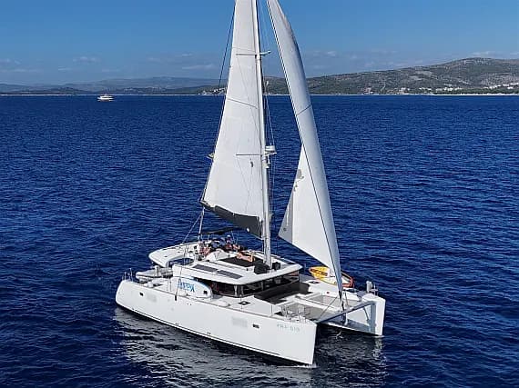Lagoon 450 in Šibenik / D-Marin Marina Mandalina - image 1