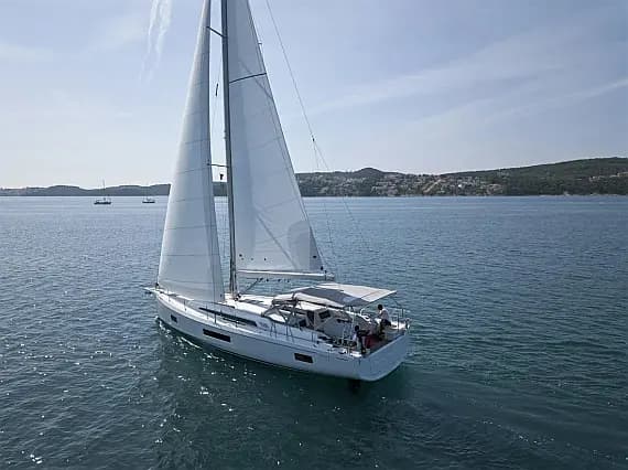 Oceanis 51.1 in Athens / Alimos Marina - image 1