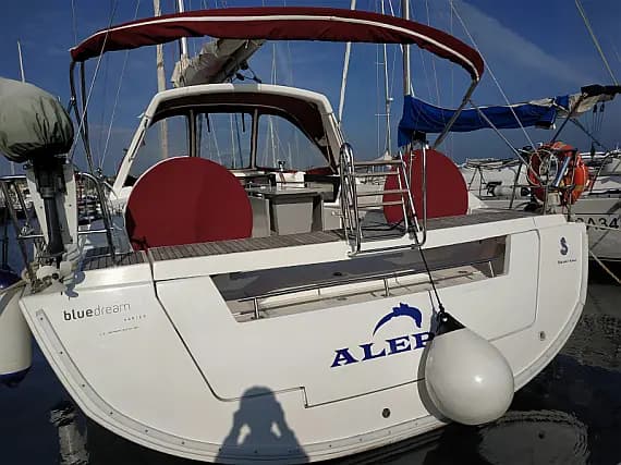 Oceanis 45 in Procida / Marina di Procida - image 1