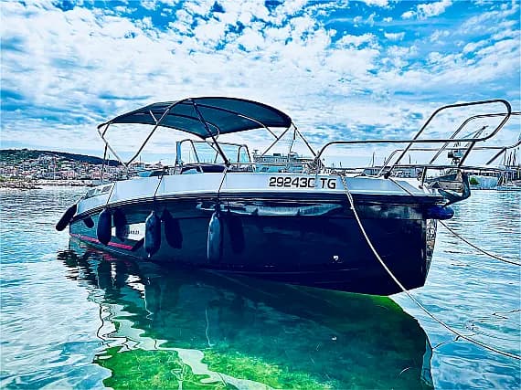 Arrow Abaris 23 in Trogir City Port - image 1