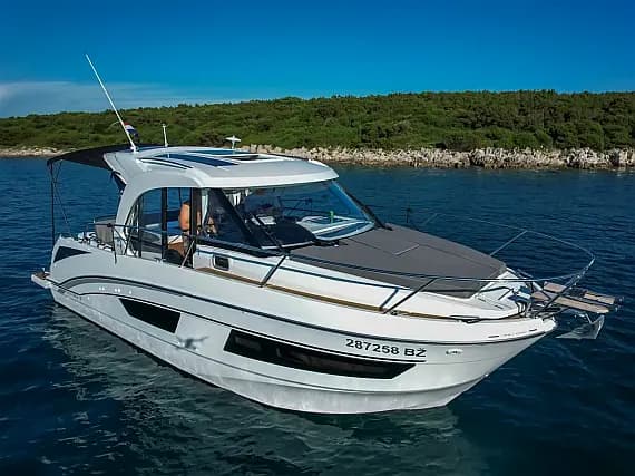 Antares 9 OB in Zadar / D-Marin Borik - image 1