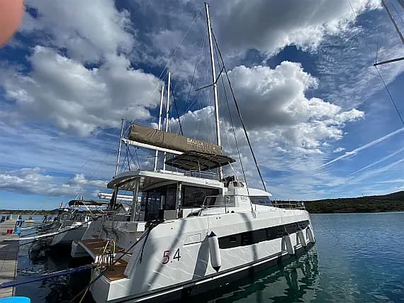 Bali 5.4 in Sardinia / Golfo Aranci / Marina dell'Isola - image 1