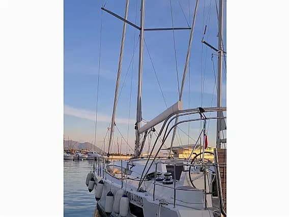 Jeanneau 54 in Salerno - image 1