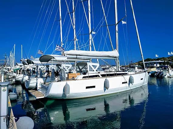 X4-6 in Lavrion / Olympic Marina - image 1